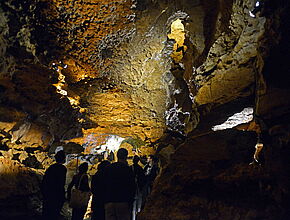 Intérieurs des grottes de la Norée - Agrandir l'image (fenêtre modale)