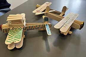 Atelier artistique et culturel sur l'aéropostale