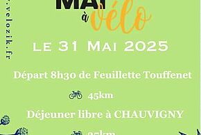 On roule jusqu'au marché de Chauvigny et on y grignotte