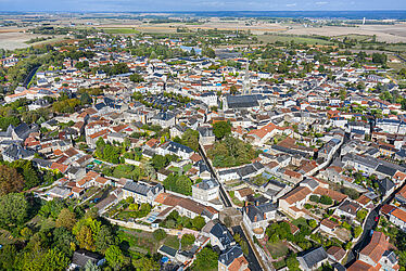Vue aérienne de Mirebeau