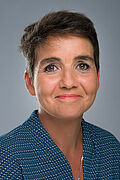 Julie REYNARD