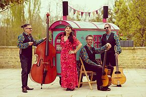 Photo "La roulotte à swing"