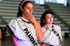 photo de la Compagnie Les Brûlantes "Miss Mythes"