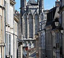 Poitiers dans les pas d'Aliénor d'Aquitaine