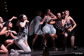 Broadway School, spectacle de fin d'année