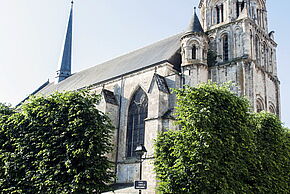 Poitiers dans les pas de Radegonde