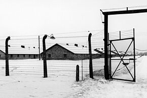 Photo "Exposition "Convoi vers l'est et retour" de Claude Pauquet"