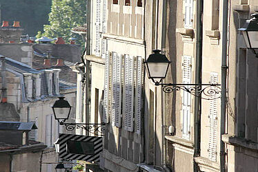 Rue au patrimoine ancien