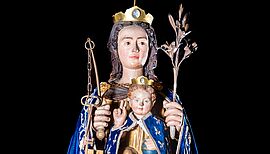 Photo les manteaux de Notre-Dame des clés