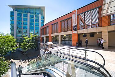 Extérieur d’un bâtiment moderne