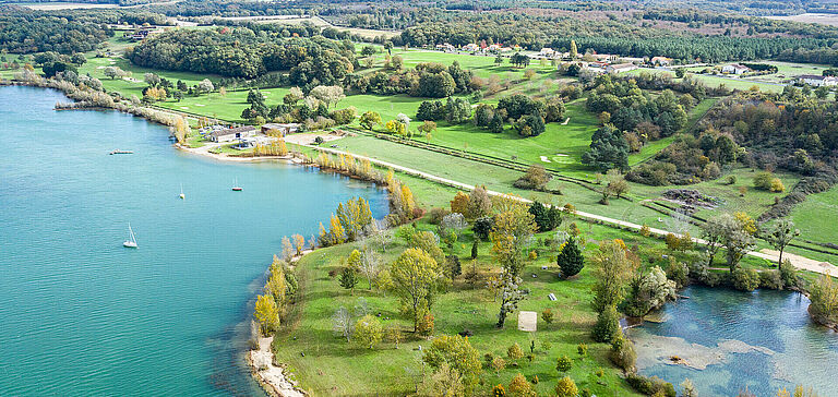 Plan d'eau et Golf de Saint-Cyr